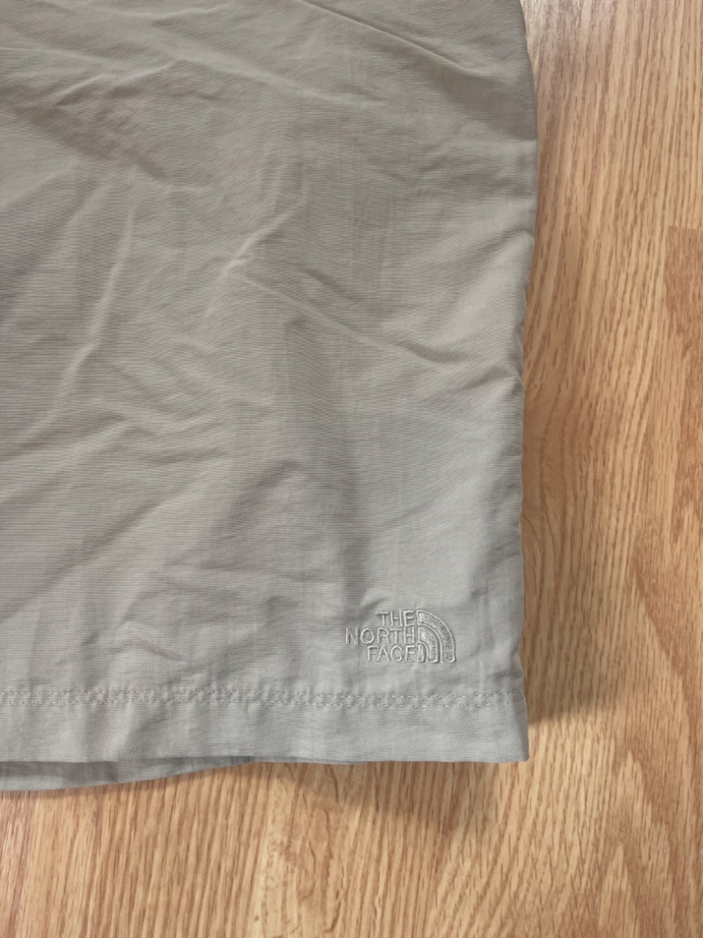 The North Face Men’s Light Khaki Hybrid 10 Inch Inseam Snap Button Shorts Size40 - Picture 5 of 9